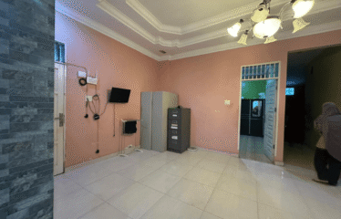 Rumah Daerah Johor Jl Karya Dharma ( Komplek )
