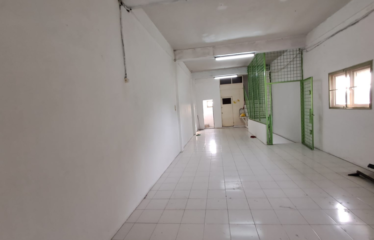 Rumah Daerah Krakatau Jl Bilal ( Komplek )