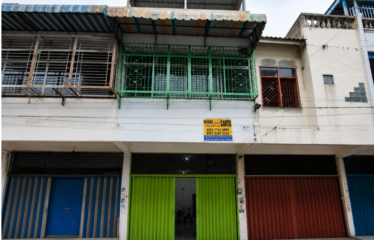 Rumah Daerah Krakatau Jl Mados ( komplek )