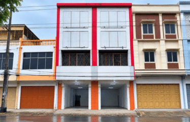 Ruko Gandeng Jalan Sutomo Ujung